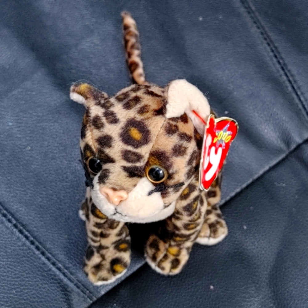 Sneaky the Jaguar - Millenium TY good condition